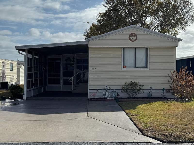 1st image of 507 Sunshine Dr