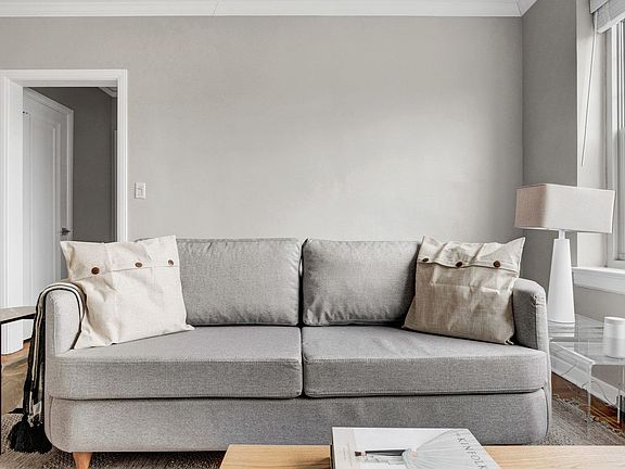 3rd image of 2730 Hampton Pkwy #2762-2S