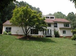 480 Cameron Valley Ct, Sandy Springs, GA 30328