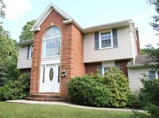 52 Parkview Dr, Succasunna, NJ 07876
