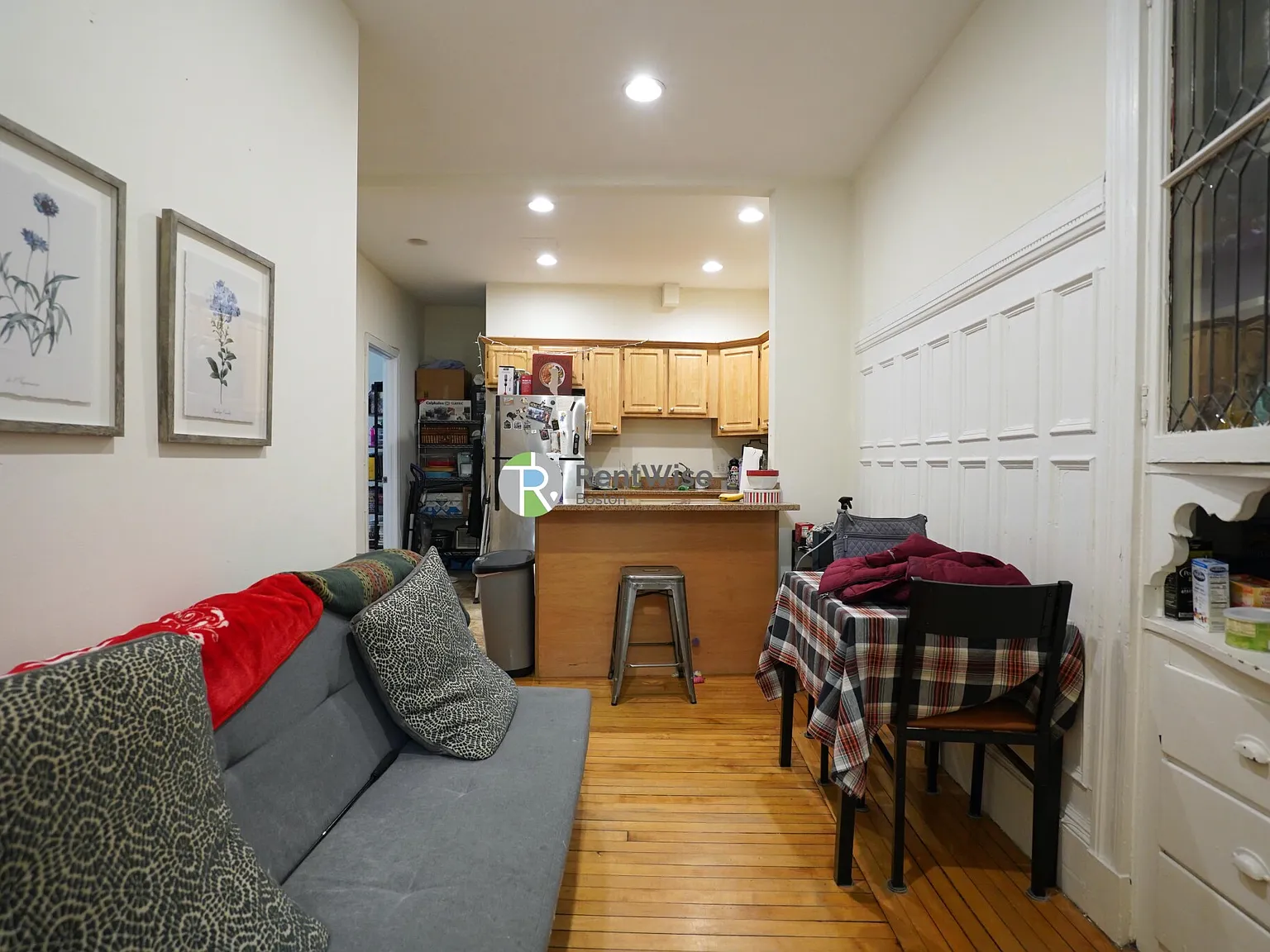 2 bed, 800 sqft, $3,150 — Photo 4