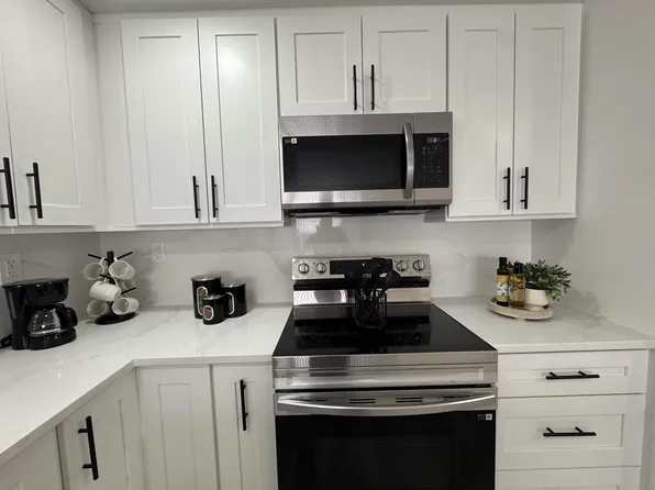3273 Coral Ridge Drive #3273, Coral Springs, FL 33065