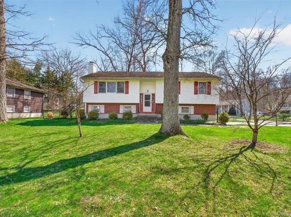 12 Wildwood Drive, Wappingers Falls, NY 12590