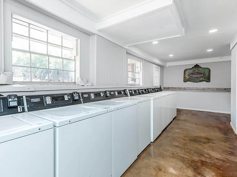 Pioneer Creek Townhomes — Photo 12