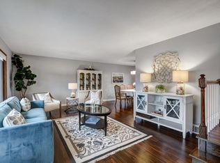 10041 Nord Rd, Bloomington, MN 55437