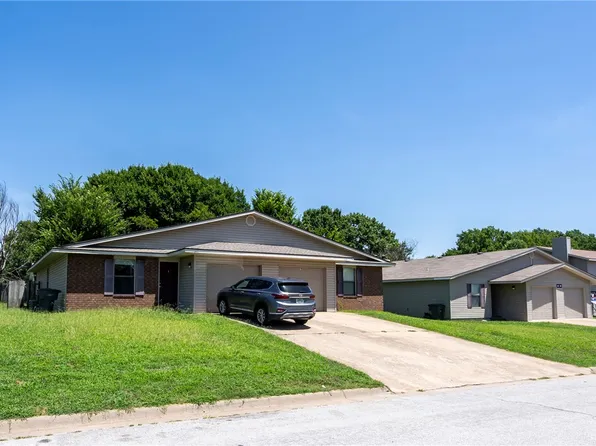 3468 W Harvard St, Fayetteville, AR 72704