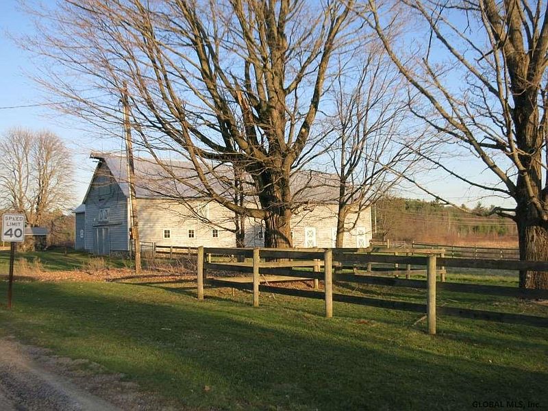 3rd image of SWEETMAN Road