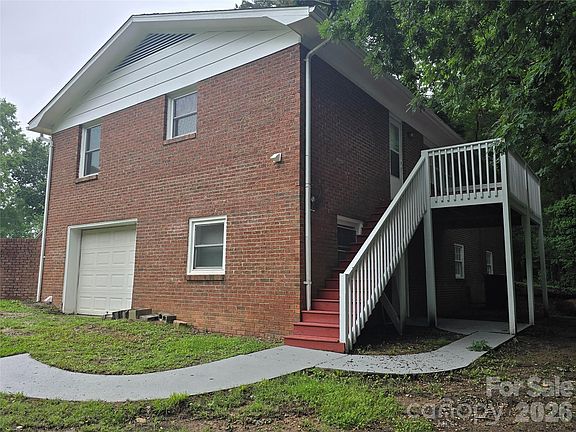 4th image of 1660 Songwood Rd