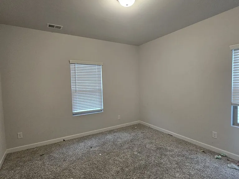 3092 Cedric Ct — Photo 16