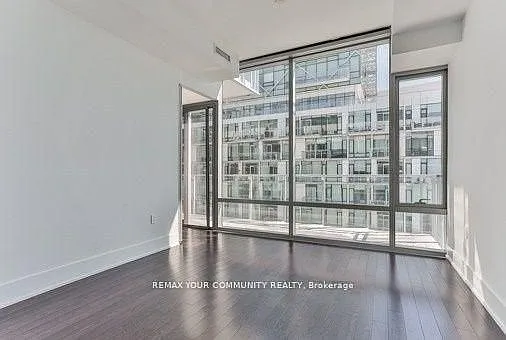 39 Queens Quay E #815 — Photo 26