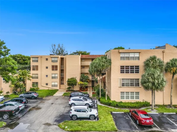 9460 Live Oak Pl APT 407, Davie, FL 33324