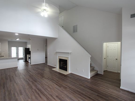 4th image of 3516 Savannah Park Ln