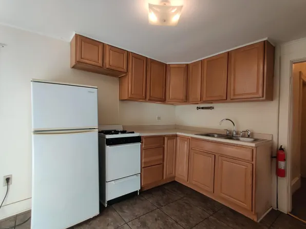 117 Bank St #2, Burlington, VT 05401