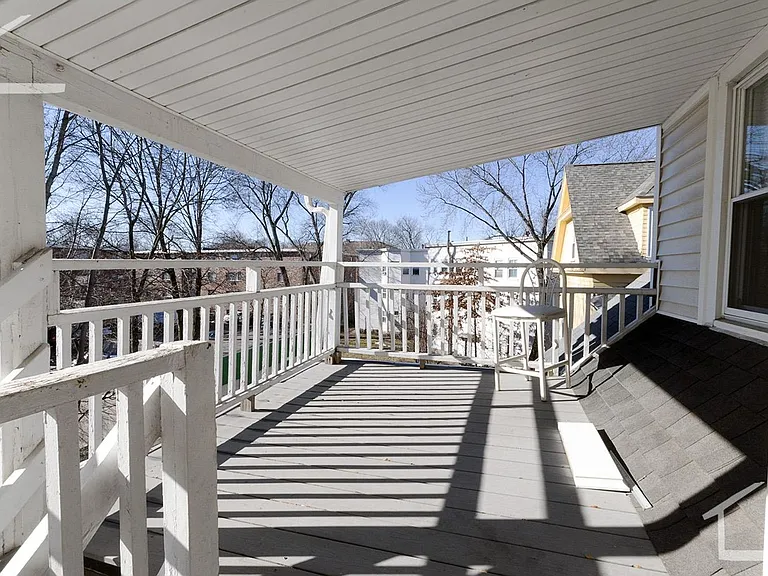 65 Ashford St #3B — Photo 7