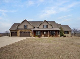 825 Legacy Farms Road, Saddlebrooke, MO 65630