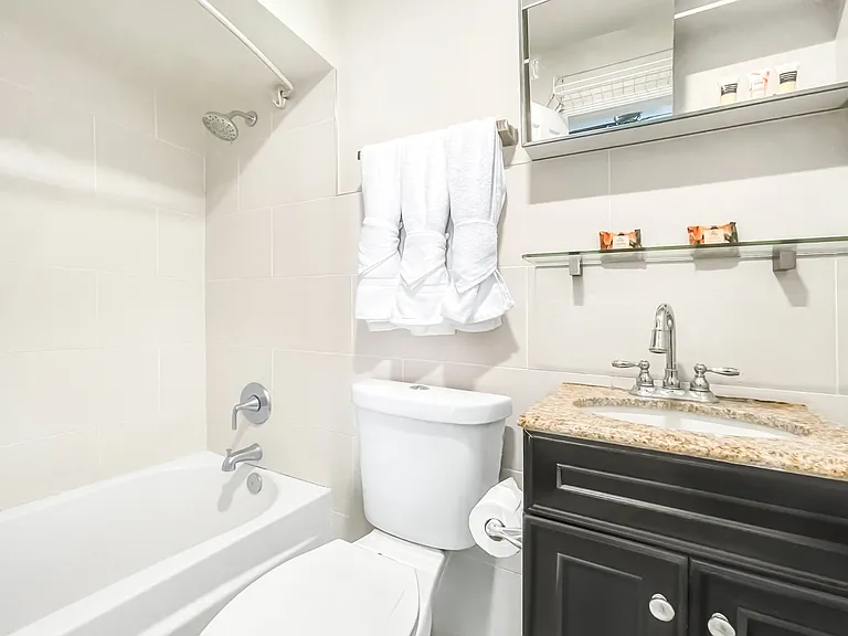 1803 N Ocean Dr #2 — Photo 7