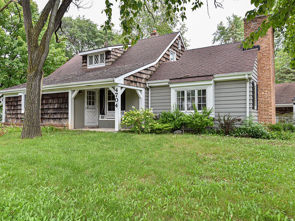 1st image of 4704 N 106th St