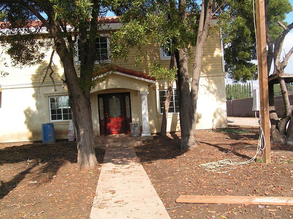 2nd image of 16061 Fellowship St