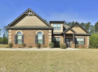 305 Legends Dr, Fayetteville, GA 30215