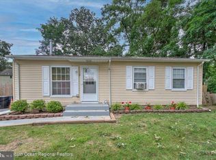 138 E Arverne Ave, Ocean Gate, NJ 08740