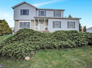 922 Magnolia Dr, Enola, PA 17025