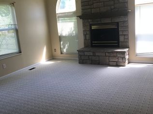 1883 Crest Rd, Cincinnati, OH 45240