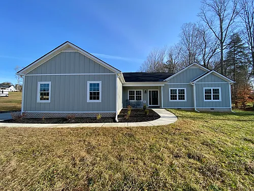 261 Summerlyn Dr Photo 1