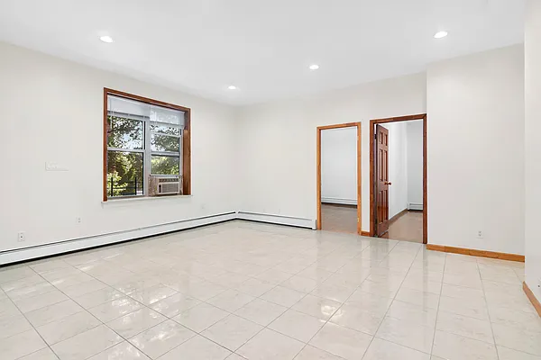 Rented by Compass | media 2