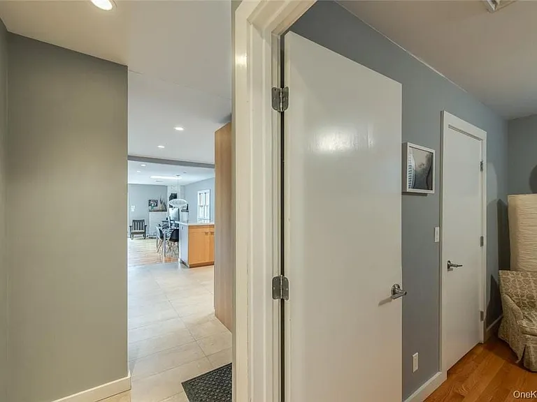 44 Main St #2 — Photo 25