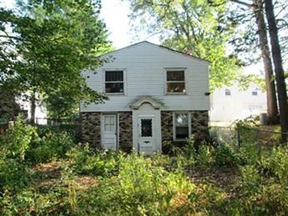 2nd image of 46 Robertson Dr