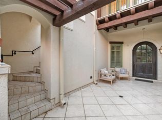 7 Moatwood Ct, The Woodlands, TX 77382