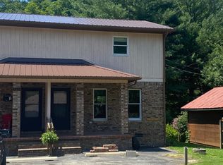 106 Justice Ln, Pikeville, KY 41501