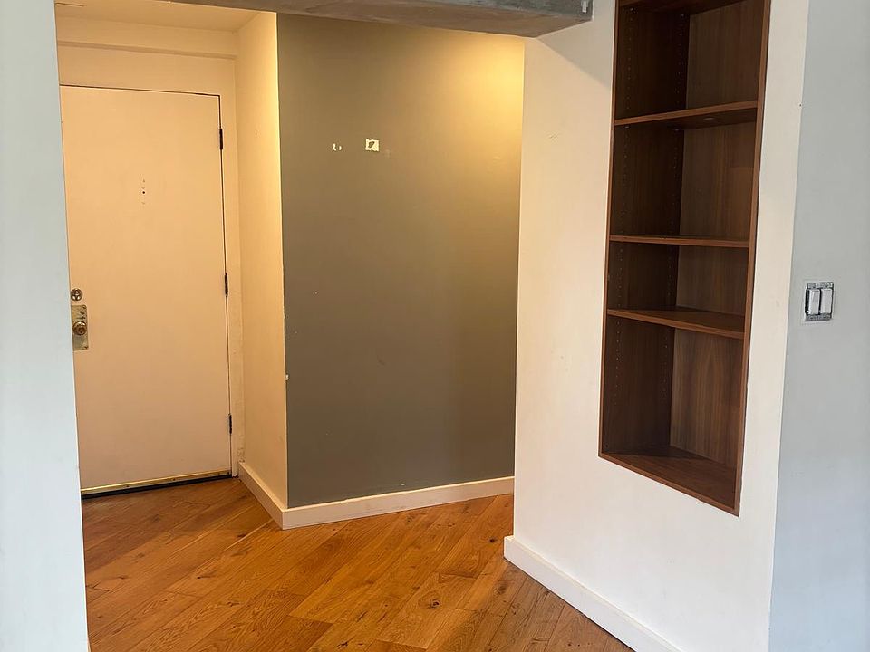 1st image of 2410 20th St NW APT 1