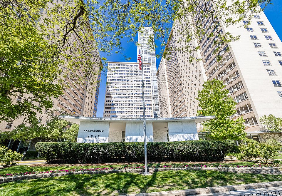 1st image of 3950 N Lake Shore Dr APT 2015