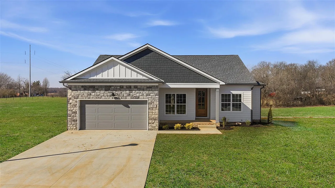 121 Magnolia Cir photo 1