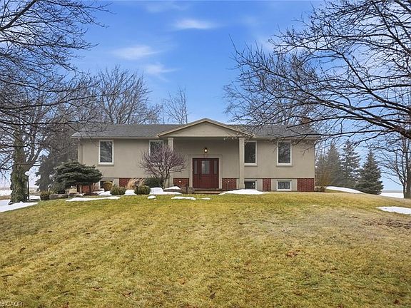 2nd image of 9389 Chippewa Rd W