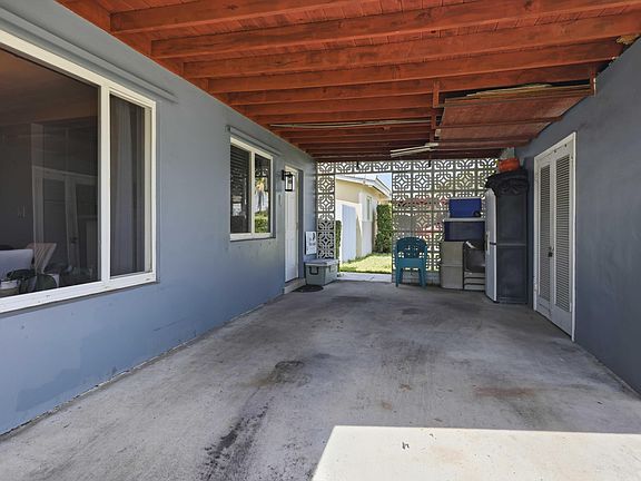 3rd image of 7530 LINCOLN Street
