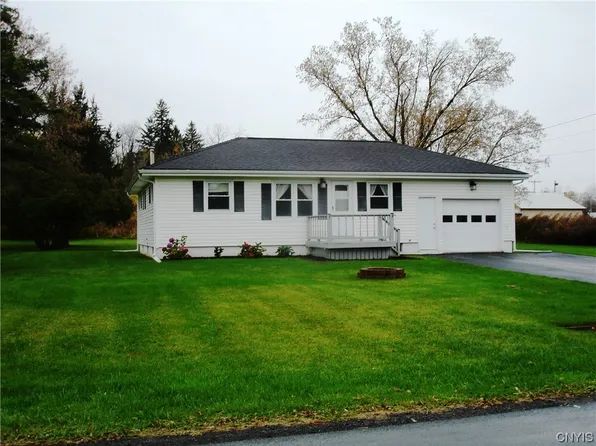 17474 Doxtater St, Adams, NY 13605