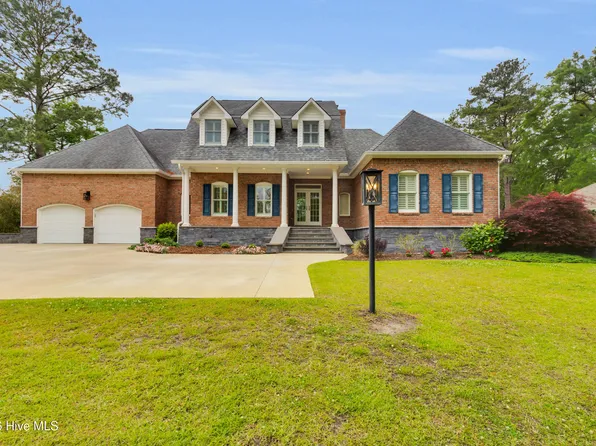 611 Creekwood Drive, Trent Woods, NC 28562