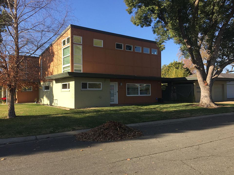 1st image of 4730 Monterey Way