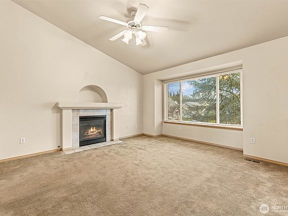 5th image of 3815 230th Street E