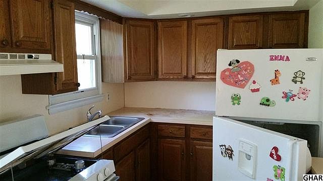 2nd image of 621 Erford Rd