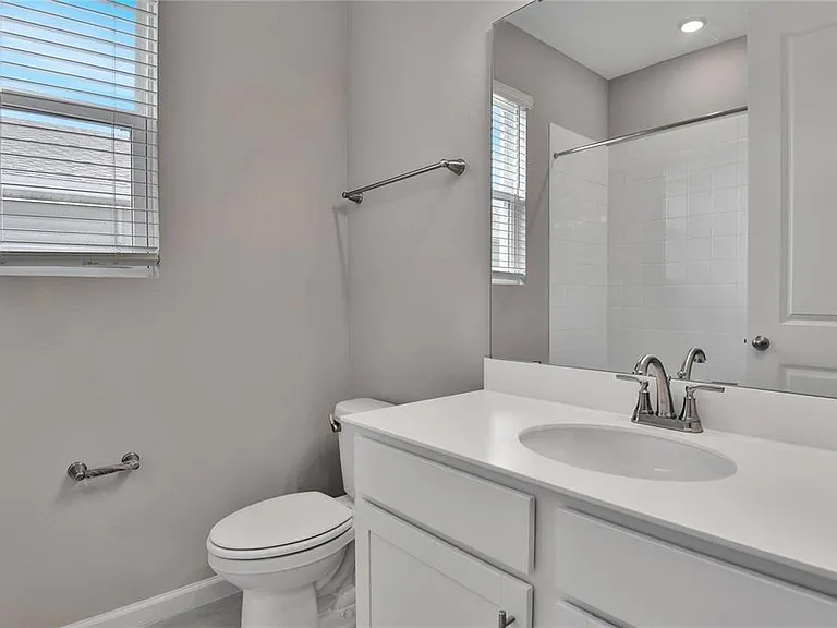 830 Ballantyne Dr — Photo 11