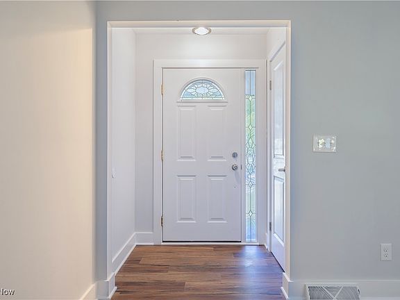 3rd image of 1151 Mulberry Ln