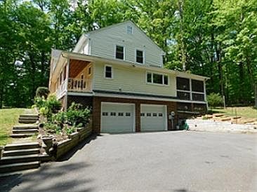 2nd image of 7218 Kings Arm Dr