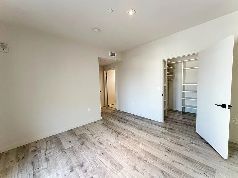 Legacy Tamarind Apartments — Photo 36