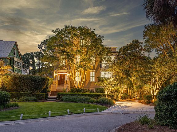 4th image of 12 Royal Beach Dr