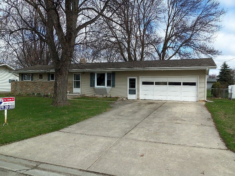 1st image of 2933 Cadillac Dr