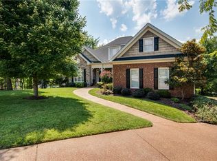 102 Delmar Cir, Lebanon, TN 37087