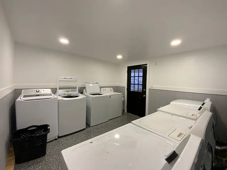 Library Place Apartments — Photo 22